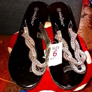 Mix and Co. Sandals. Good used once condition. Tag no longer attached